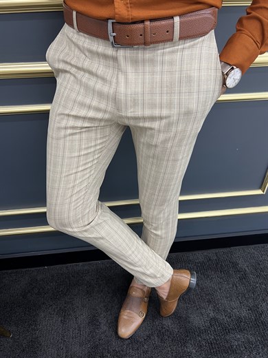 Ekose Desenli Süper Slim Kumaş Pantolon ürünü JEANS CLOTHING kategorisinde sizleri bekliyor.