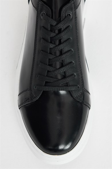 Eva Sole Opening Leather Sports Shoes ürünü SNEAKER kategorisinde sizleri bekliyor.