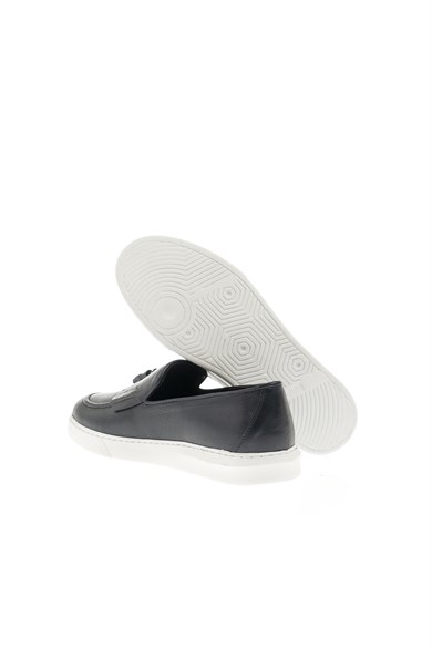 Special Design Eva Sole Loafer Shoes ürünü NEW SEASON kategorisinde sizleri bekliyor.