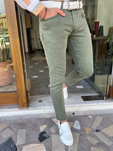 Yan Cepli Slim Fit Kot Pantolon ürünü JEANS CLOTHING kategorisinde sizleri bekliyor.